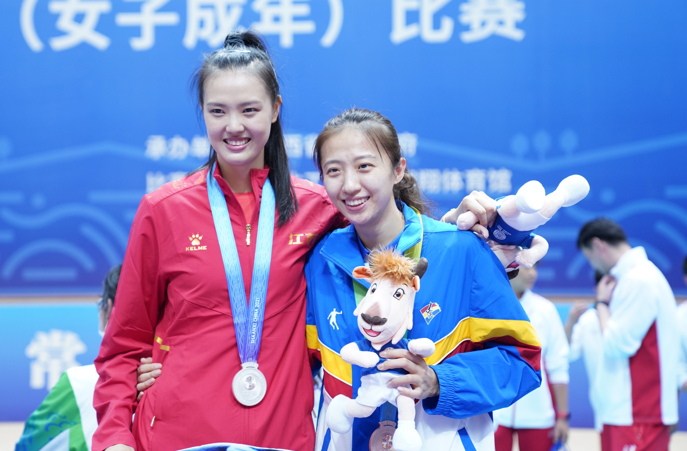 铁人三项女子团体决赛激烈角逐中国选手包揽的简单介绍