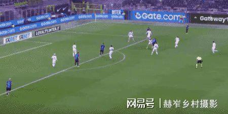 包含乌迪内斯连续获胜，稳坐积分榜前列的词条