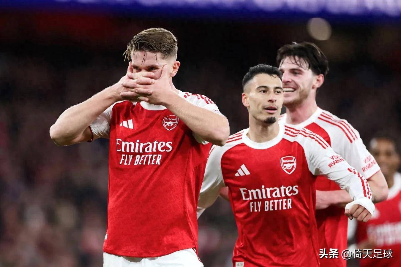 马竞队员合力奋战，战胜对手进入前四