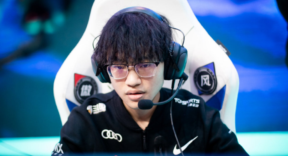 LGD鏖战HKA，Knight2三分雨点燃全场的简单介绍