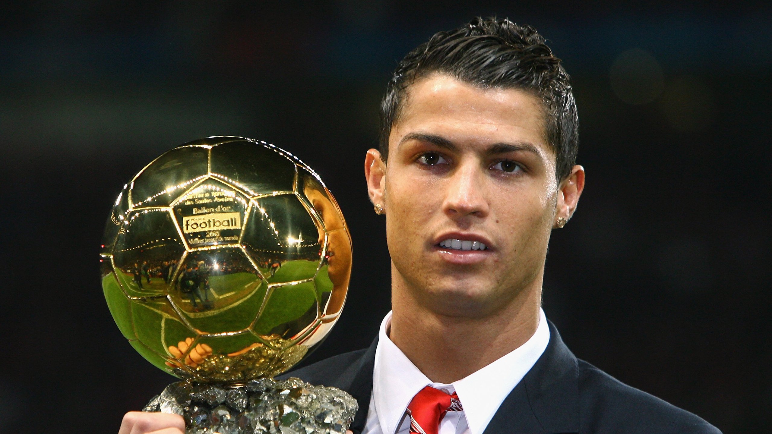 绿茵场上的变奏曲，从非洲雄狮的咆哮到东瀛武士的意甲征服